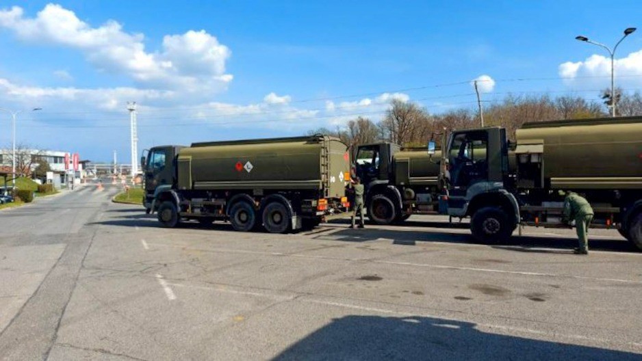 SLOVENIJA IZVELA VOJSKU NA ULICE! Nadrealne scene usred nestašice goriva