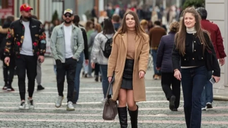 ŽIVOTINJSKI PRINT ZA PROLEĆE Leopard više nije u trendu, ove sezone furaju pitomiju ,,zver"