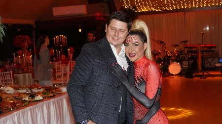 "ŠTA ĆE TI OVI KRŠEVI?" Jovana napala bivšeg supruga zbog auta, a on joj brutalno uzvratio! (FOTO)