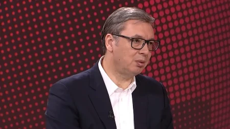 OPET DVOSTRUKI ARŠINI! U Nemačkoj uvode ograničenja za gorivo, a da je Vučić predložio istu meru, digla bi se kuka i motika!