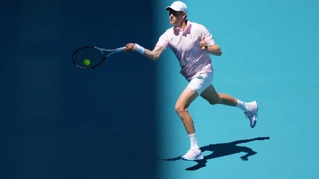 SUROVI SINER Italijan zgromio rivala za polufinale Majamija