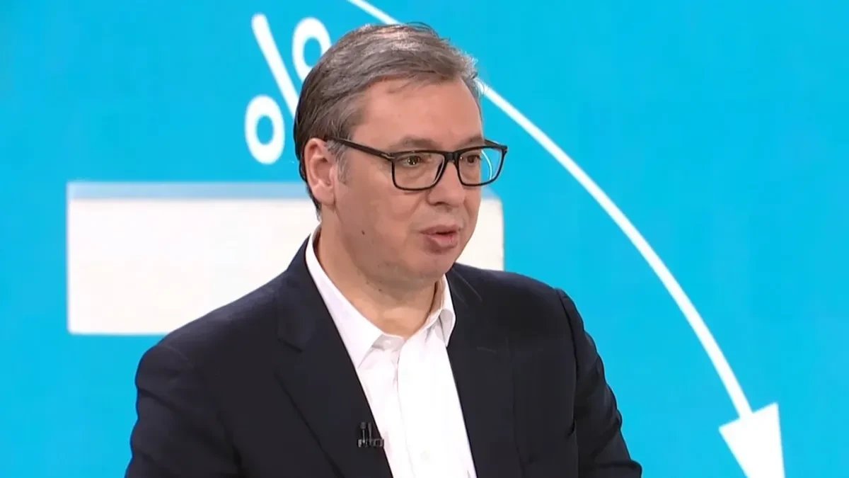 "JAVNI DUG PREPOLOVLJEN" Vučić: Srbije je danas među najmanje zaduženima