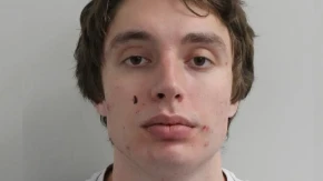 HOROR PREKO EKRANA: Sin Donalda Trampa gledao brutalno prebijanje uživo, njegova reakcija promenila sve!