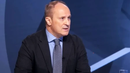 "NEMA TU VIŠE ŠTA DA SE RAZMATRA" Stamenković pokušava da izvrda odluku Ustavnog suda, stiglo mu izričito upozorenje