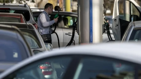 DRAMA NA PUMPAMA Panika dovela do nestašica, haos u Australiji!