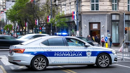 MRTAV PIJAN NAPAO POLICAJCE Poludeo kad je trebalo da se alkotestira!