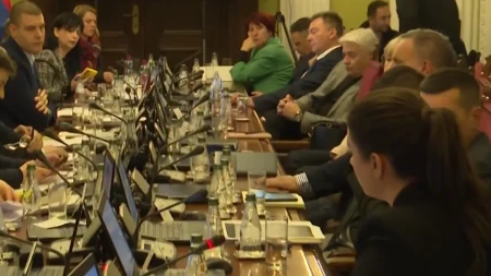 PREDSEDNICA SKONUS-a NAVELA ČINJENICE: Plenumaši koriste slušaonicu 16, pre njih su tu bili oni iz "1 od 5 miliona"