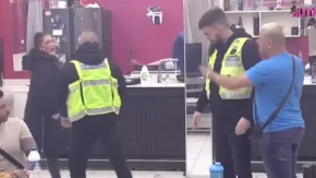 NIKAD GNUSNIJA SVAĐA U ELITI Obezbeđenje nije moglo da ih savlada, pljušte jezive pretnje i uvrede! 