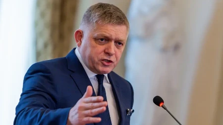 FICO GINE ZA RUSIJU Zapretio blokadom novog paketa sankcija