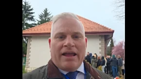 AMERIČKI POSMATRAČI ODUŠEVELJENI IZBORIMA U SRBIJI "Vidite kako Srbi rade, moramo da naučimo od njih" (VIDEO)