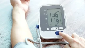 Pritisak vam naglo skočio? Evo kako da ga snizite za nekoliko minuta