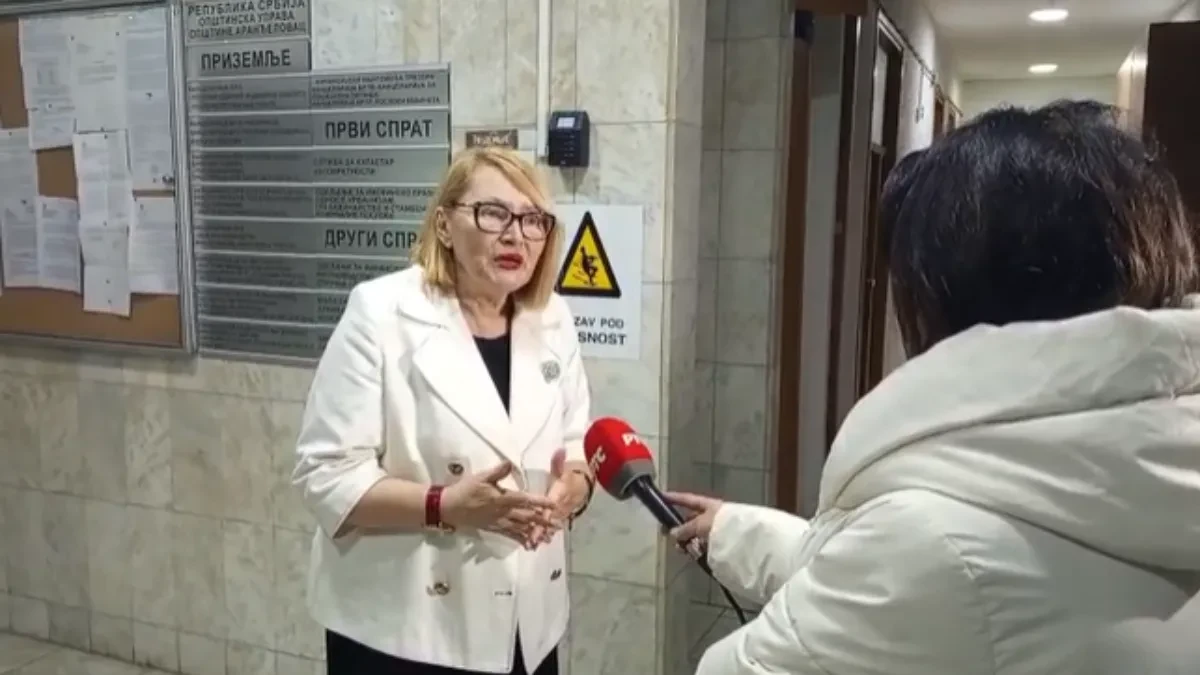 BLOKADERI POKUŠALI NASILNI UPAD U KUĆU! Oglasila se portparol OIK: Bitno je da nema povređenih (VIDEO) 