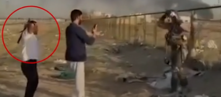 "NAZAD, STANI! JA SAM AMERIKANAC!" Meštanin pretio metalnom šipkom pilotu oborenog F-15 u Kuvajtu (VIDEO)