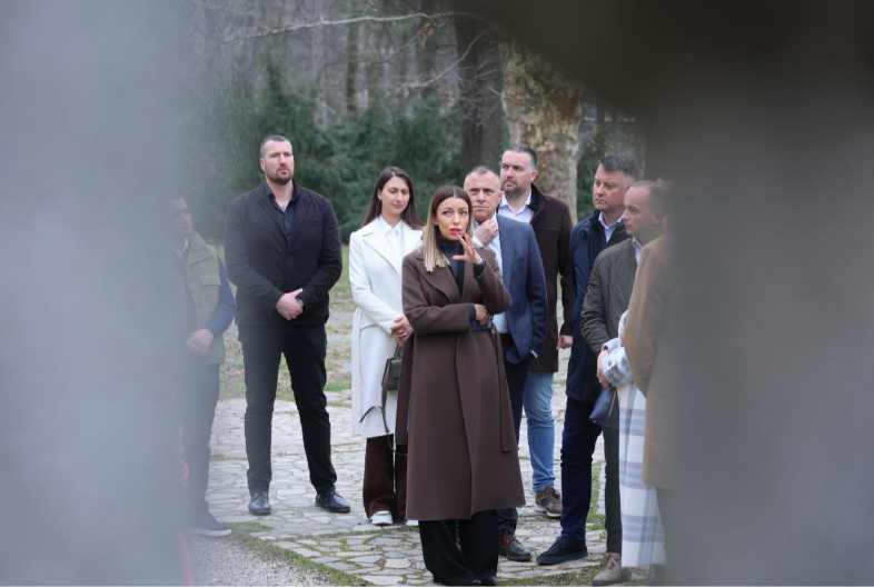 NAJAVLJENO 200 RADNIH MESTA DO KRAJA GODINE: Ministarka Mesarović u poseti Aranđelovcu