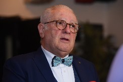 ŽELJKO SAMARDŽIĆ BOLUJE OD NEIZLEČIVE BOLESTI Otkrio sve detalje: "Počeo sam sa terapijama"