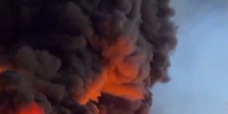 SRUŠIO SE KROV AMERIČKE AMBASADE Prostorije ispunjene dimom