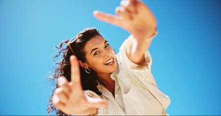 PSIHOLOG ŠOKIRAO TVRDNJOM "Profilna fotografija na društvenim mrežama OTKRIVA mnogo više nego što mislite" 