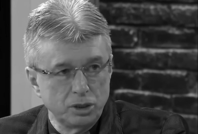 NAJVEĆA ESTRADANA TAJNA Popović je posvađao Brenu sa ovom pevačicom, ljubomora je učinila svoje?