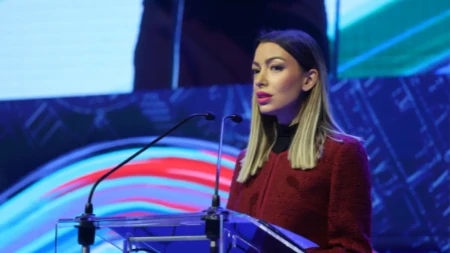 "POBEDILA JE ODGOVORNA POLITIKA" Mesarović: Nastavljamo još snažnije! 