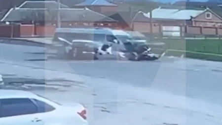 (UZNEMIRUJUĆI VIDEO) Teška saobraćajna nesreća