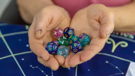 U aprilu se sve čisti i slaže, udaraće sa svih strana, ali vredeće: Stari slovenski horoskop predvišđa čuda za svaki znak