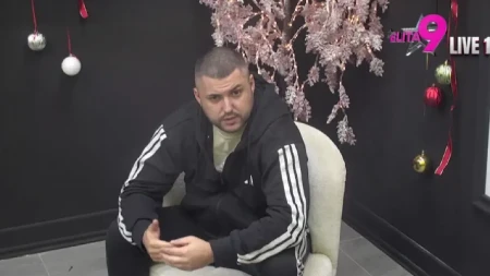 OVAJ OPASNI MUŠKARAC JE BRAT ASMINA DURDŽIĆA! Nikada se ne pojavljuje u javnosti, a tek da vidite kako izgleda (FOTO)