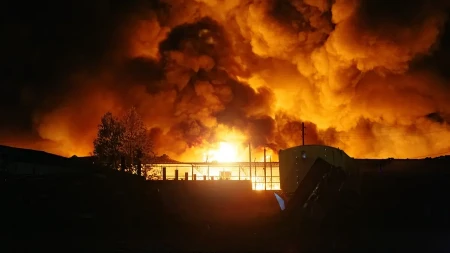 BOMBE BAČENE NA STUDENTSKI DOM Hitno izdato upozorenje