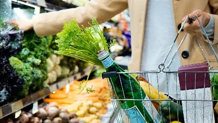 EVO ŠTA ĆE SVE POSKUPETI ZBOG RATA U IRANU: Tek sledi šok u prodavnicama, na udaru i prehrambeni sektor