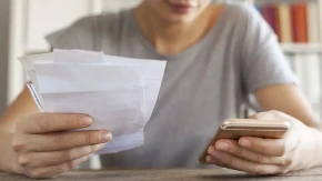 Nije problem koliko trošite – već kada plaćate račune