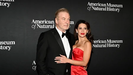 PANIKA U DOMU BOLDVINOVIH Supruga čuvenog glumca slikom izazvala pometnju, pogledajte joj sina!