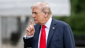 "NEMATE NAFTU? IDITE PO NJU!" Tramp besan na svoje saradnike, uputio im brutalnu poruku! 