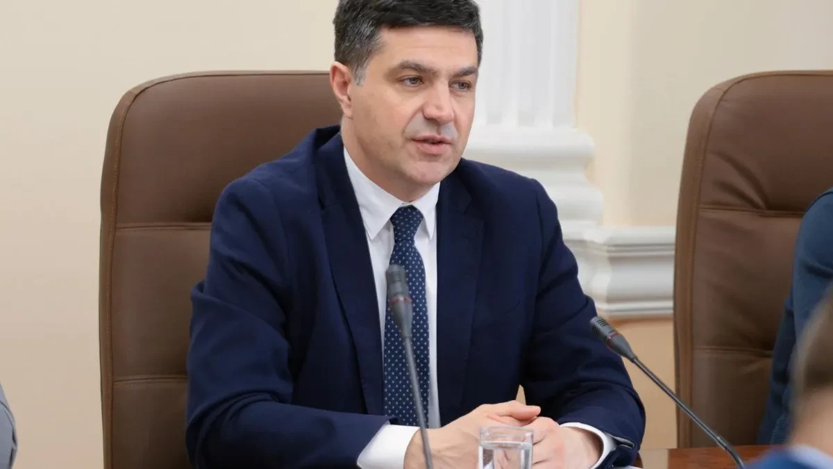 GRADONAČELNIK POD PALJBOM UVREDA! Pavlović: „Neću uzvratiti – ali nasilje mora nestati!“