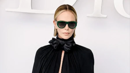 Brutalno! Glumica (50) utegla se u minić i haltere - muškarcima oči ispale!