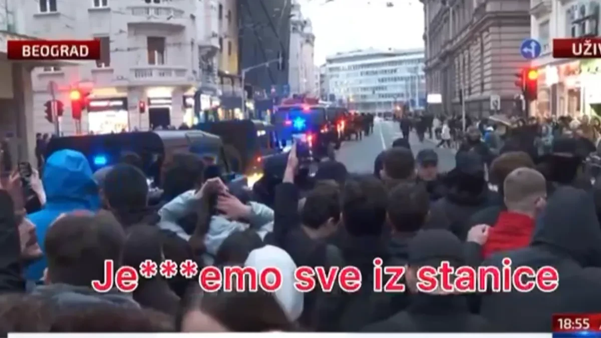 JEZIVI SNIMAK! Blokaderi psuju i pozivaju na ubistvo policajaca, UZVIKUJU 1312! (VIDEO)