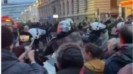 TERORISTI BLOKADERI URLAJU "UČK" ISPRED REKTORATA! Otkrili pravo lice (VIDEO)