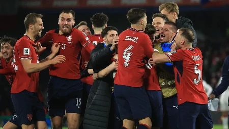 VELIKO IZNENAĐENJE Češka posle penala izbacila Dansku