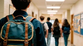 VELIKE PROMENE ZA ĐAKE U SRBIJI, UVODE SE NOVI SMEROVI: Evo koja zanimanja donose najviše novca 