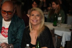 OVO JE MUŽ DEE ĐURĐEVIĆ Voditeljka prvi put pokazala izabranika: "Nas troje"