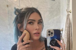 Megan Foks u najmanjim tangama na svetu: Povratak fatalne glumice zapalio Instagram