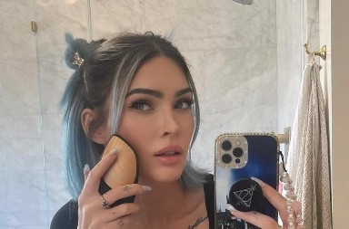 Megan Foks u najmanjim tangama na svetu: Povratak fatalne glumice zapalio Instagram