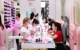 Boja noktiju koja je hit proleća: Srpkinje traže samo takav manikir u salonima! 