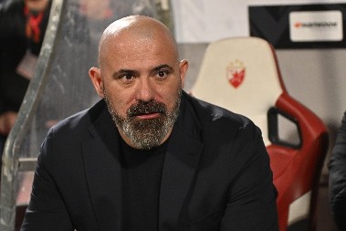 STANKOVIĆ SE OGLASIO PRED NOVI PAZAR Trener Zvezde istakao značaj Kupa i odgovorio Lalatoviću