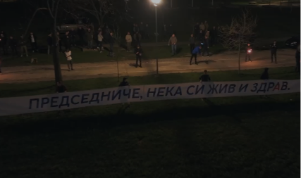 UŠĆE JE VEČERAS GORELO Veličanstvena čestitka Vučiću za rođendan! 