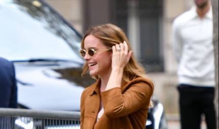 EMA NAŠLA FRAJERA Čuvena glumica se dohvatila sa milijarderom pred svima, lepotica ima ukusa