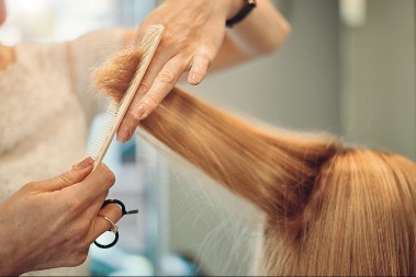 SRPKINJE OBOŽAVAJU OVAJ STIL Izgledaju prelepo ovog proleća zahvaljujući kratkoj, a slatkoj frizuri