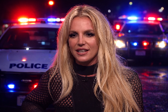 OTKRIVENI DETALJI HAPŠENJA BRITNI SPIRS Evo zbog čega su pevačici stavili lisice na ruke!