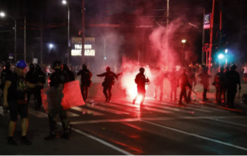 BUKTE SUKOBI UNUTAR "STUDENTSKE" LISTE Ako u 10 opština ne mogu da formiraju jednu listu...