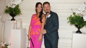 NAŠ PEVAČ PROMENIO PROFESIJU Pokrenuo sa ženom privatni biznis, šokiraće vas čime se sad bavi!