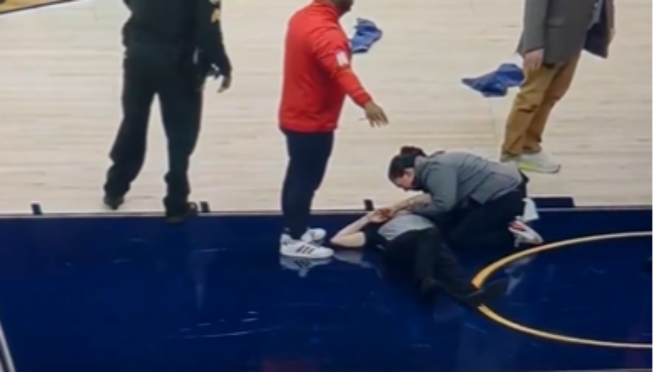 SKANDAL KAKAV NIJE VIĐEN Košarkašice se poubijale, sudija nokautiran (VIDEO)