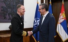 VUČIĆ SA NATO KOMANDANTOM Razgovor o jačanju saradnje Srbije i NATO uz očuvanje vojne neutralnosti